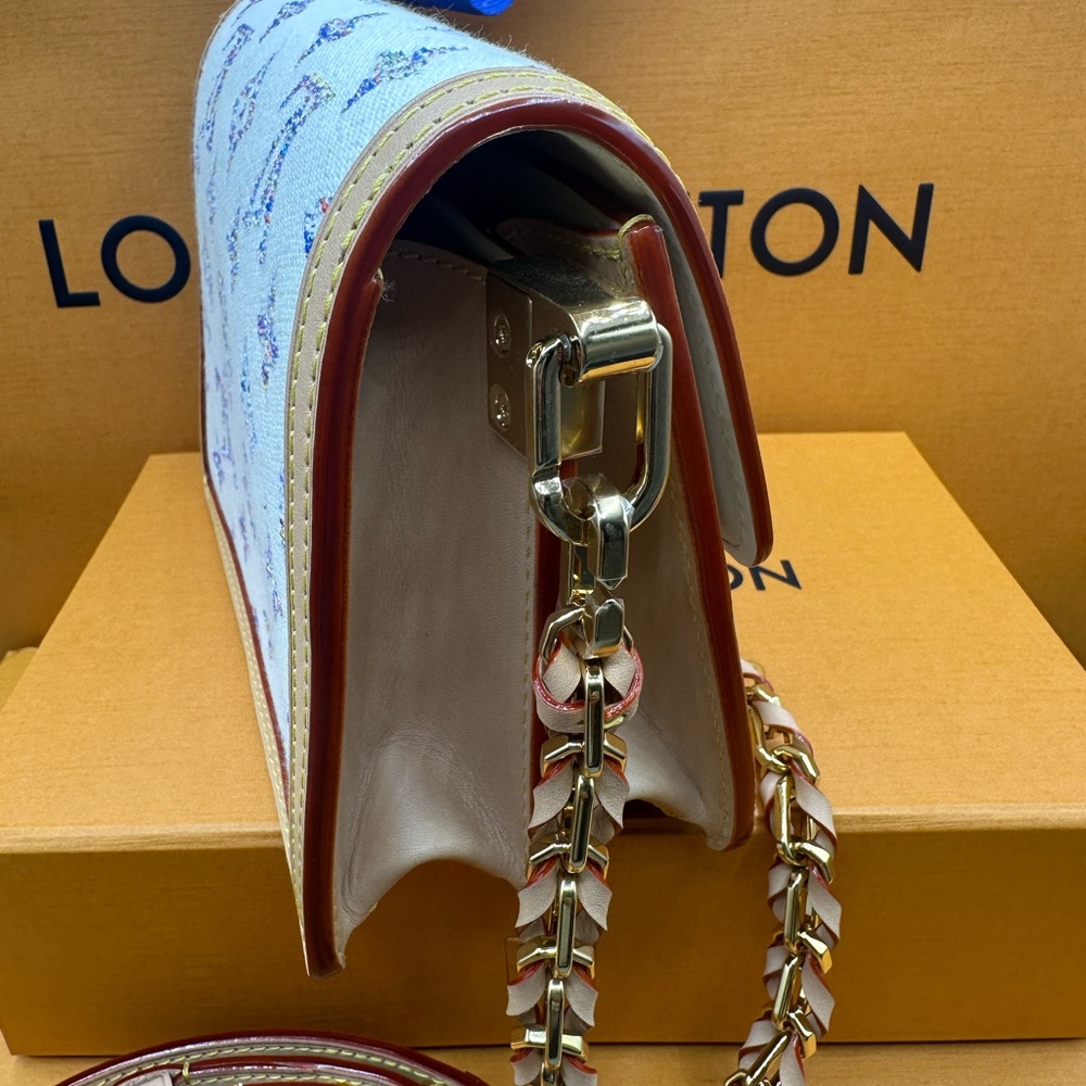 Louis Vuitton mini Dauphine - Picture 13 of 15